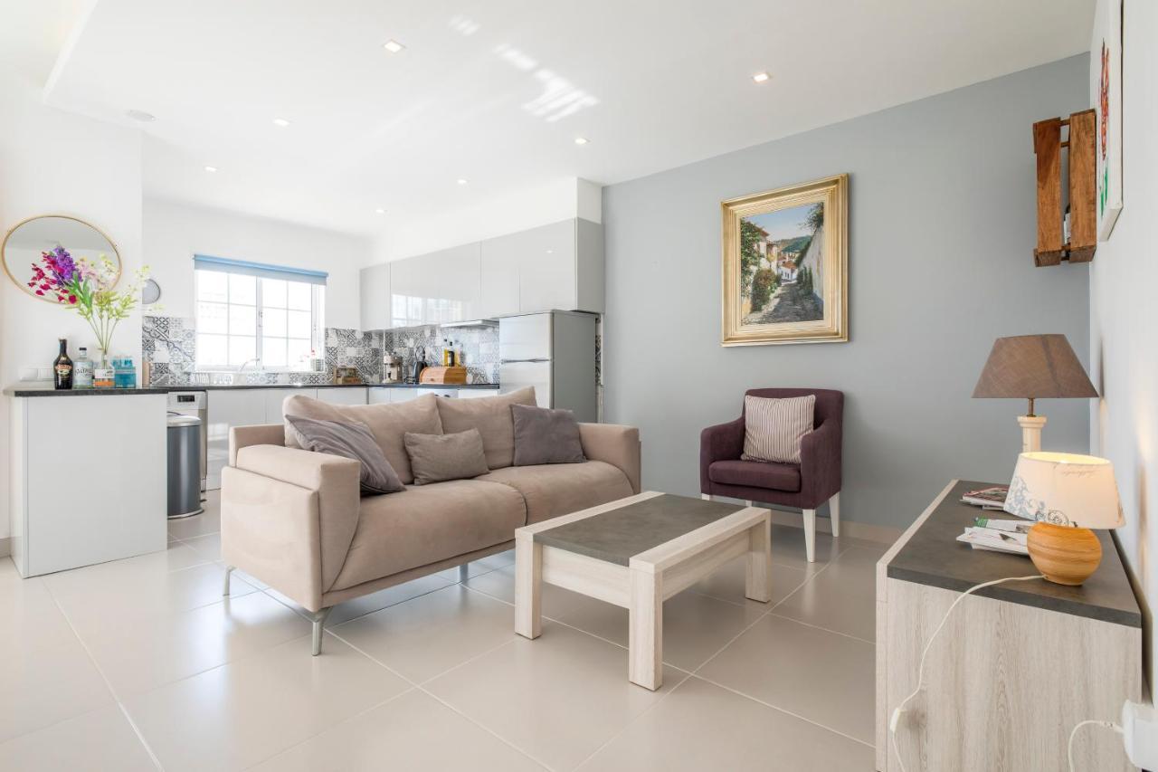 Beautiful Seaview 2 Bedroom Apartment Praia Da Luz Luaran gambar