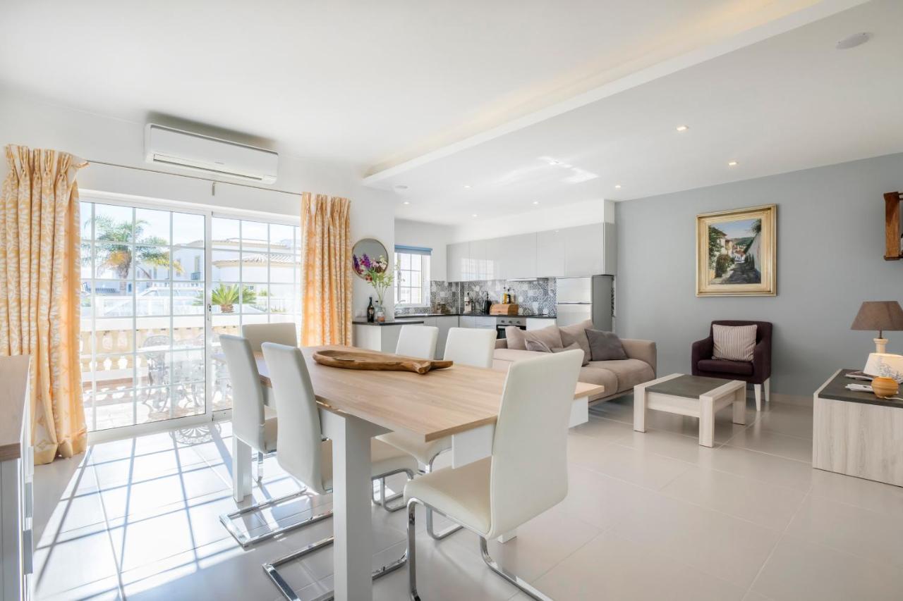 Beautiful Seaview 2 Bedroom Apartment Praia Da Luz Luaran gambar